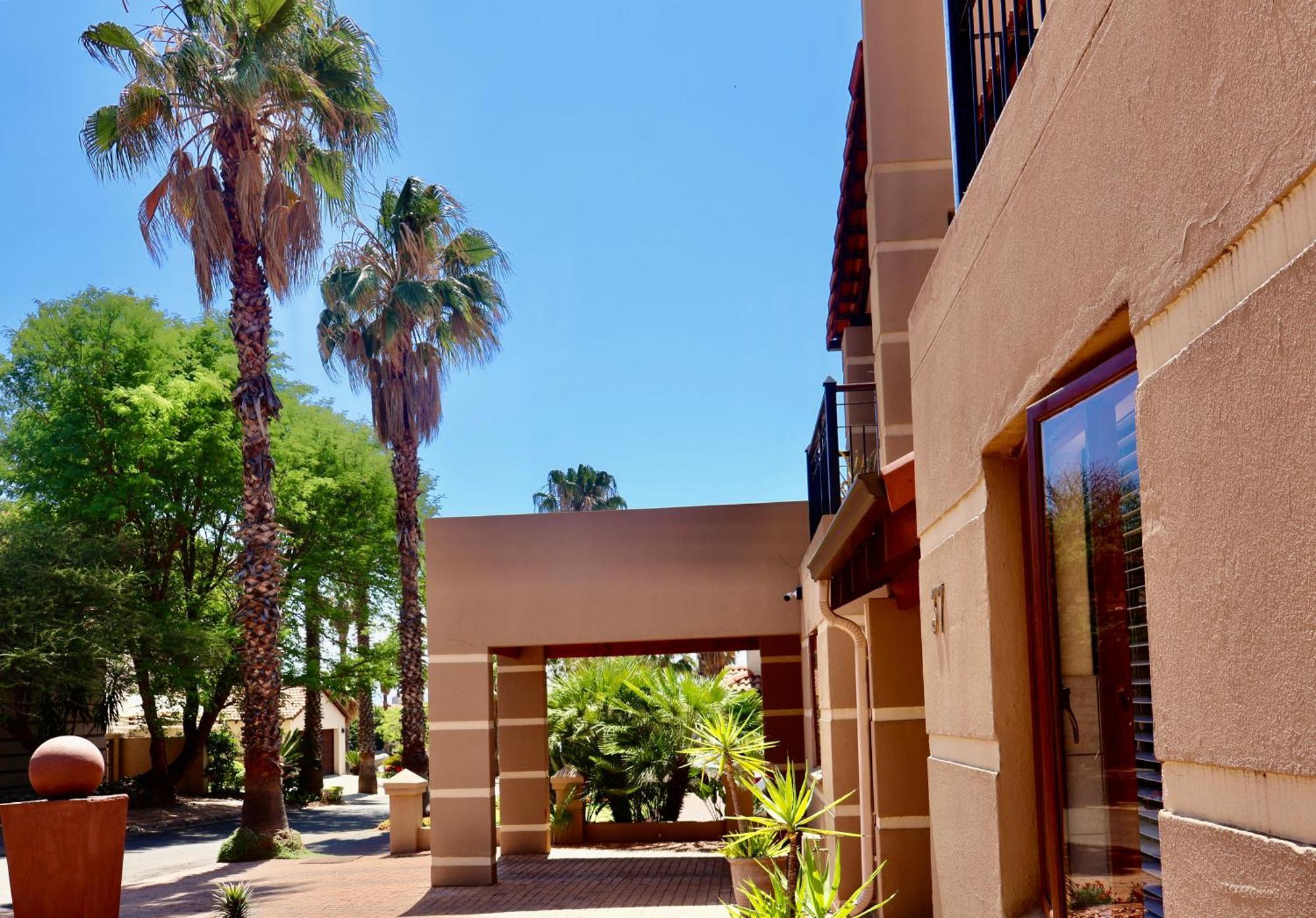 37 On Eagles Hotel Hartbeespoort Exterior foto