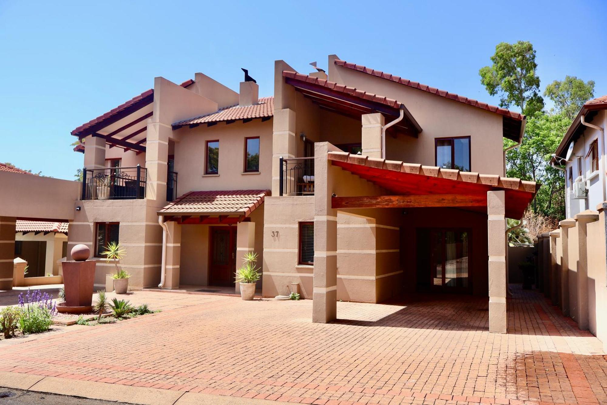 37 On Eagles Hotel Hartbeespoort Exterior foto
