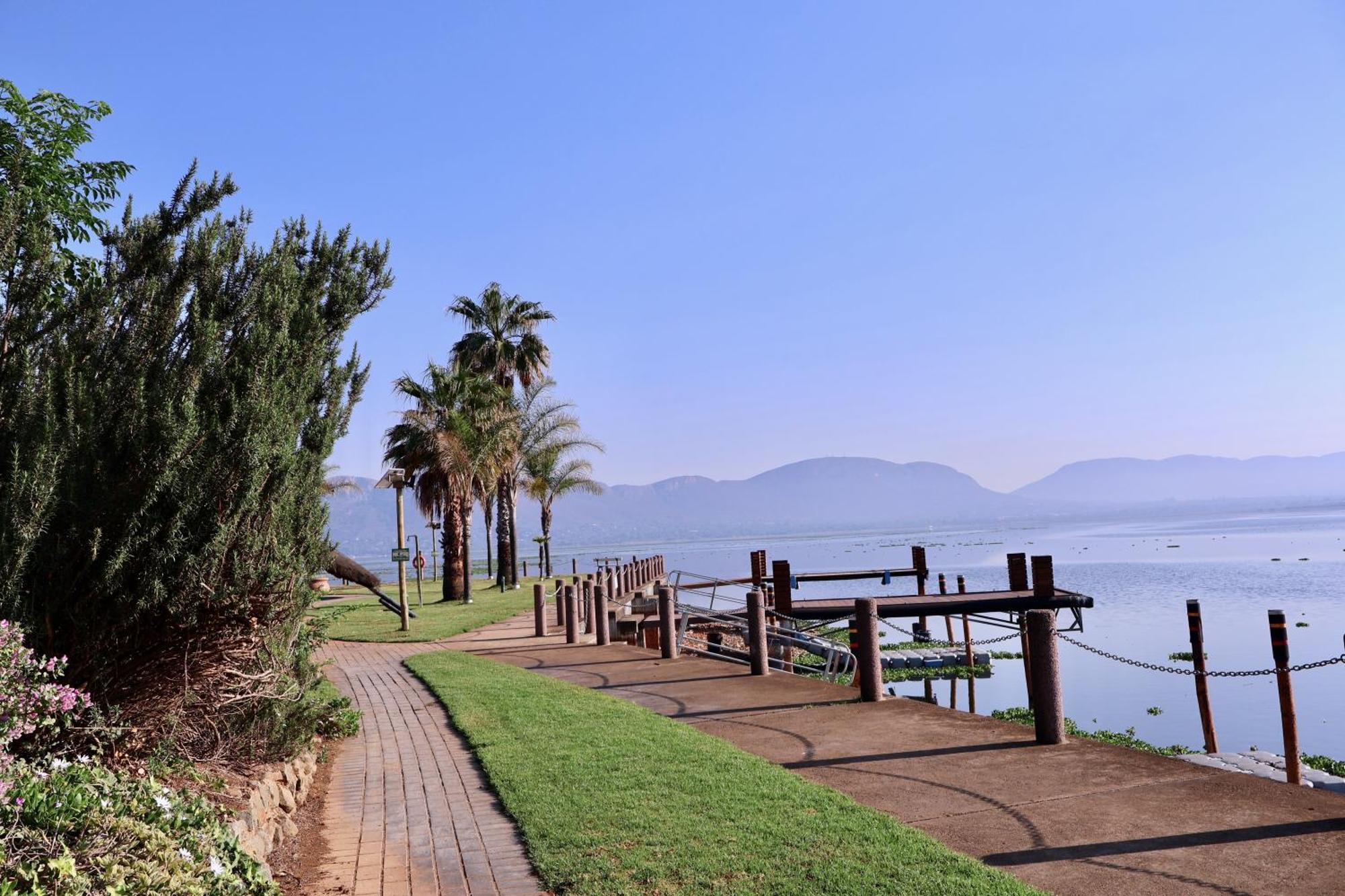 37 On Eagles Hotel Hartbeespoort Exterior foto